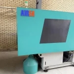 نمایی از دستگاه تزریق پلاستیک دست دو airfa 330